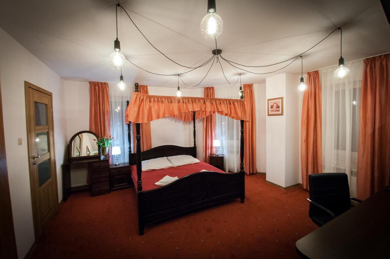 Secession Hotel Leczna Εξωτερικό φωτογραφία